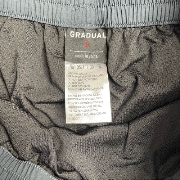 Gradual Shorts Mens Small Track Activewear Running Sports Fitness Performance - Picture 2 of 3
